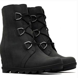 SOREL Joan of Arctic Waterproof Wedge Boot (Women) Size 8